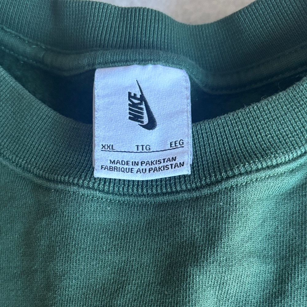 Nike Men's Forest Green Crewneck Sweater